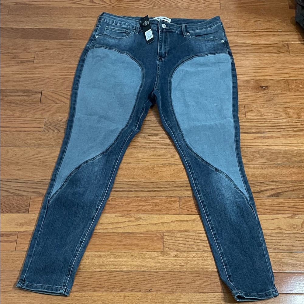 Fashion Nova Blue and Gray Skinny Jeans - Picture 4 of 7